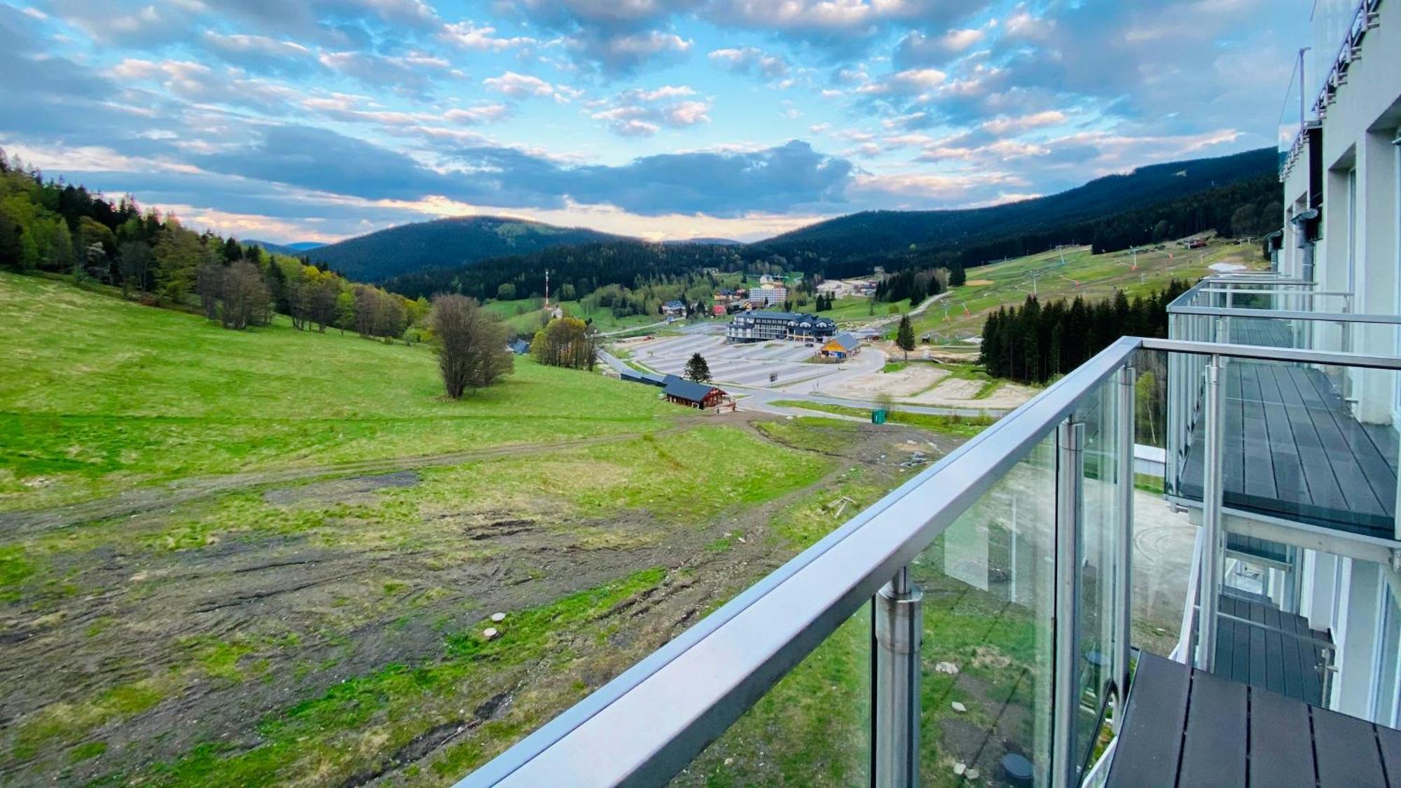 Panorama - Czarna Gora Resort By Sun & Snow Z Basenem I Sniadaniem Sienna (Klodzko) Exterior foto